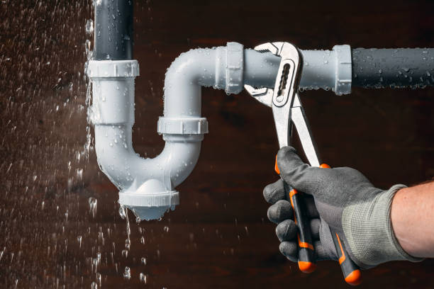 Professional Gas Line Repair technician working in Somerset, MA